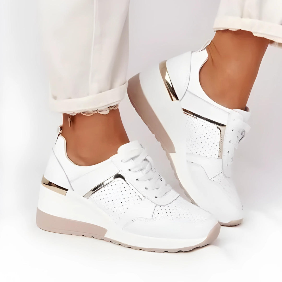 PEAQUE - Perforated Sneakers