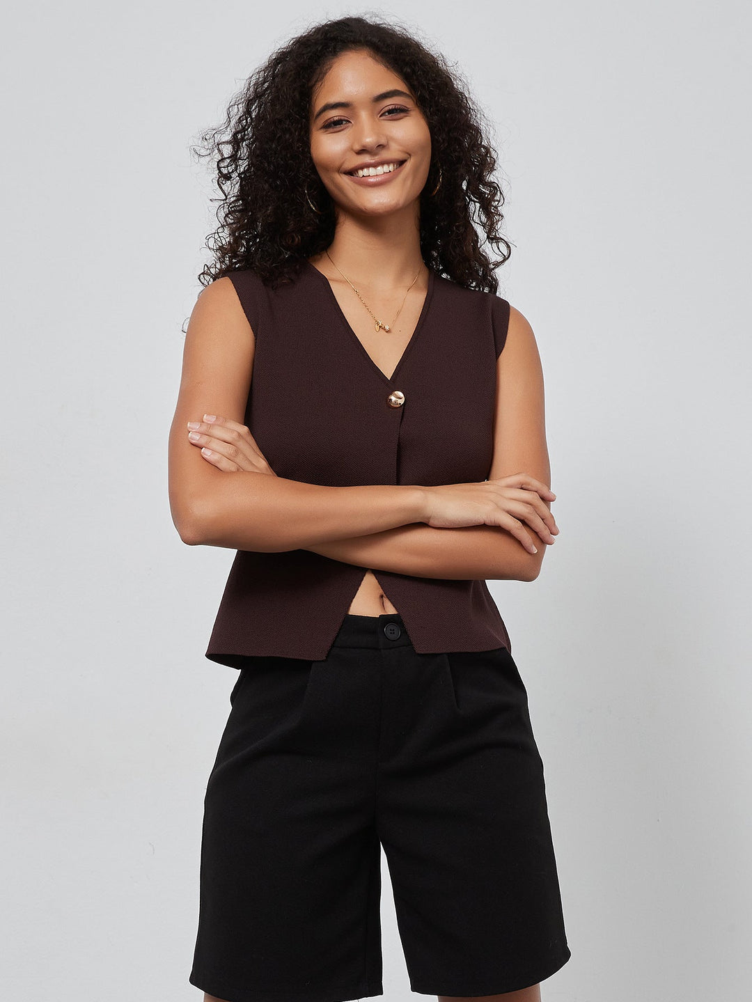 ORSHI - Sleeveless Knit Vest with Gold Buttons