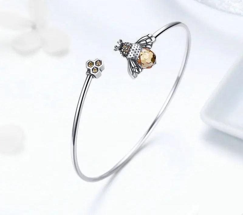 AVELINE - Sterling Silver Bee Bangle